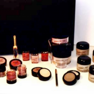 Ethnic Standard Cosmetic Kit